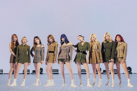 「Beyond LIVE - TWICE : World in A Day」の様子。（写真提供：JYP Entertainment）