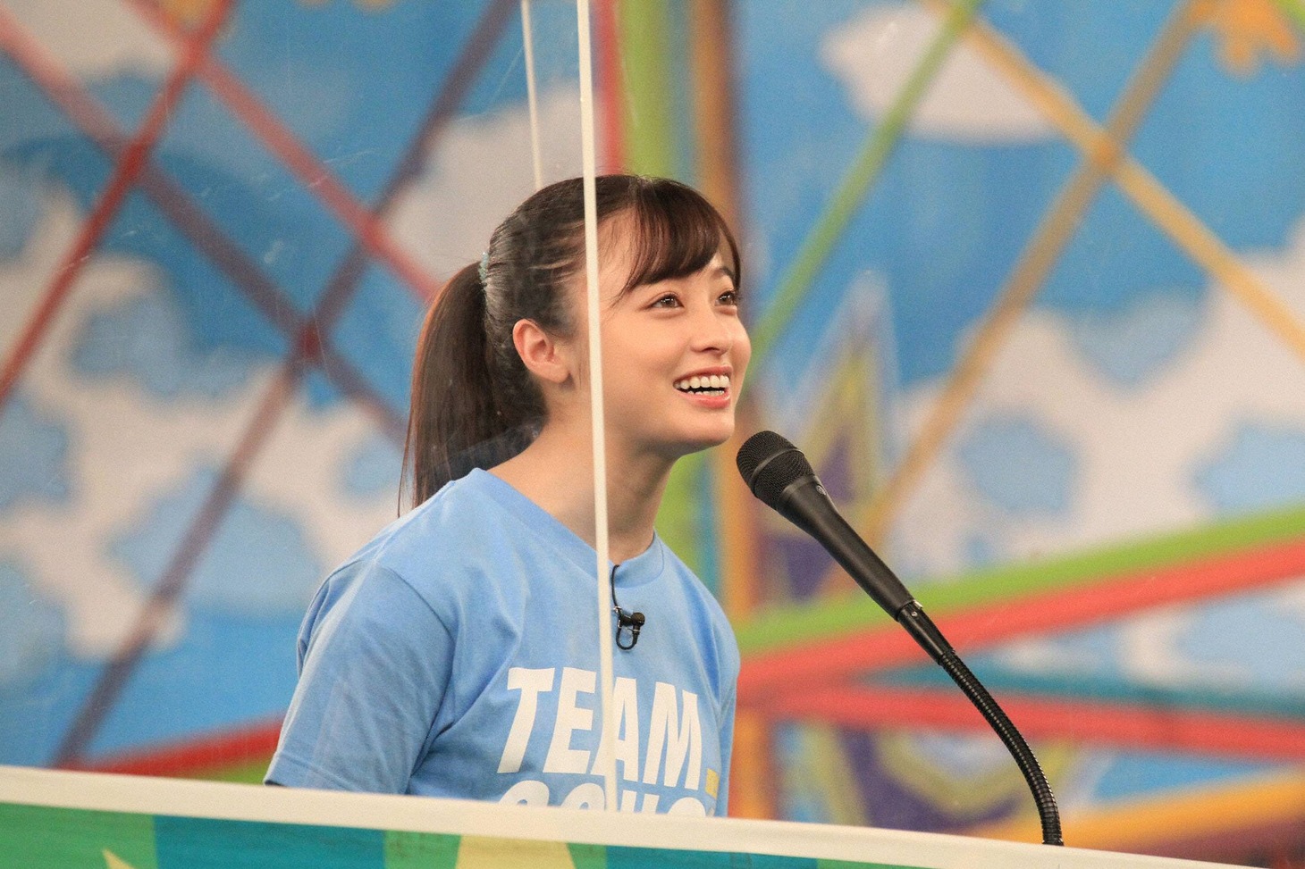 橋本環奈 (c)フジテレビ