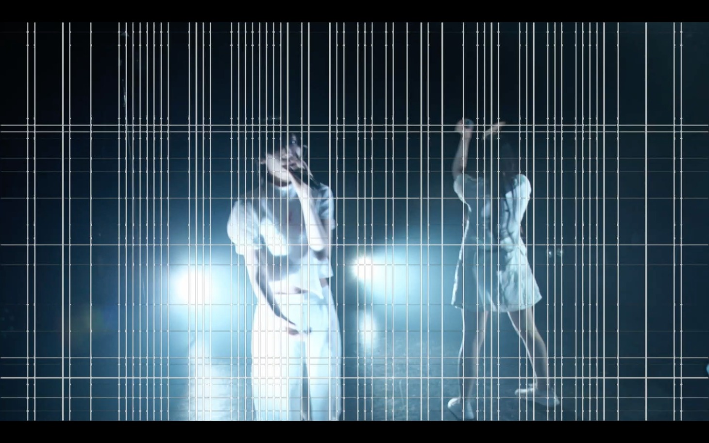 「rooms__」パフォーマンス時の配信画面。