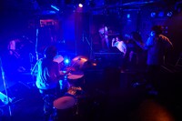 「銀杏BOYZ スマホライブ2020」の様子。（撮影：村井香）