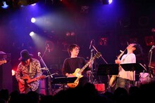 左から直枝政広、岸田繁、曽我部恵一。（撮影：染谷高司）