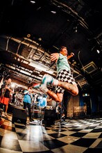 KEMURI（撮影：西槇太一）