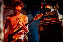 津田紀昭（B）（撮影：西槇太一）