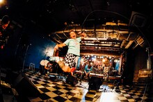 KEMURI（撮影：西槇太一）