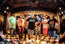 KEMURI（撮影：西槇太一）