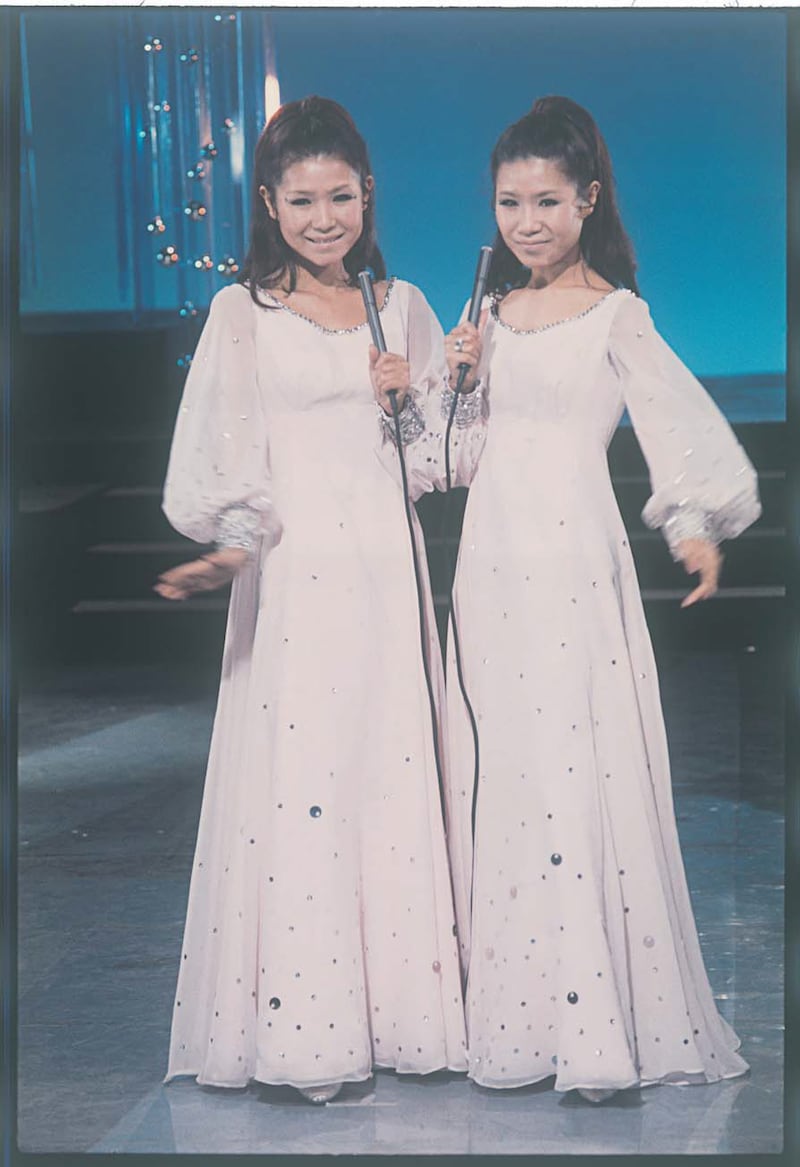 ザ・ピーナッツ (c)渡辺プロダクション