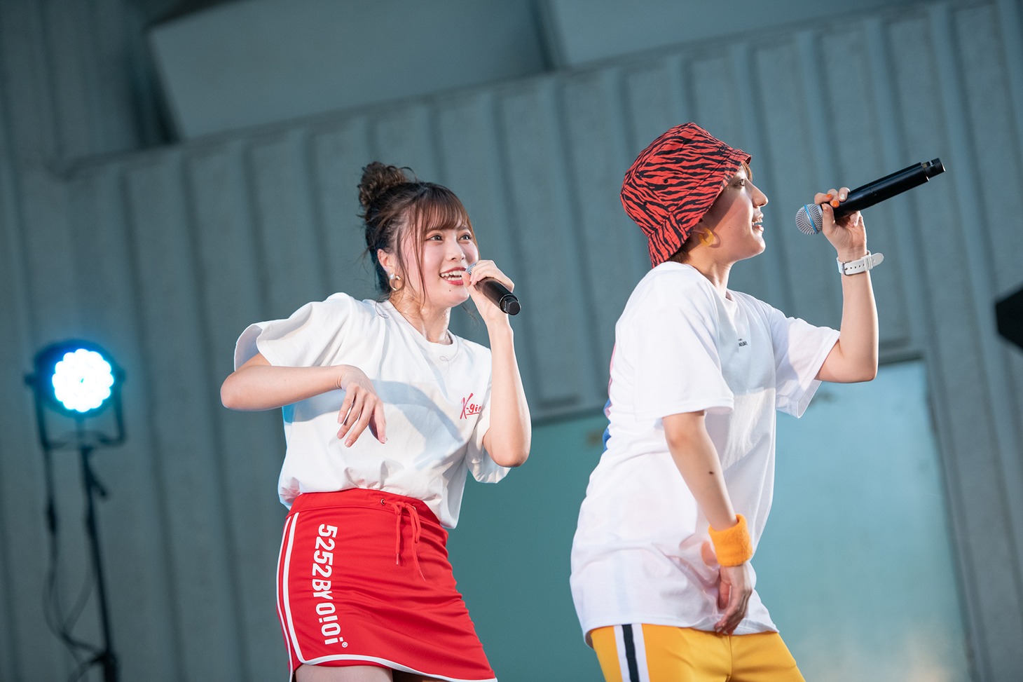 hinako（左）とrisano（右）。