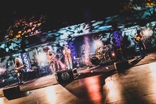 Novelbright「バーチャルブライト SPECIAL at 大阪城ホール～バンド史上最強の発表あります無料です～」の様子。（撮影：堀内れい子）