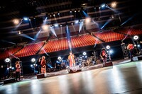 Novelbright「バーチャルブライト SPECIAL at 大阪城ホール～バンド史上最強の発表あります無料です～」の様子。（撮影：堀内れい子）