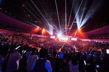 「和楽器バンド 真夏の大新年会2020 ～天球の架け橋～」の様子。（Photo by KEIKO TANABE）