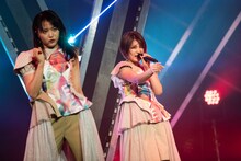 中山莉子（左）と柏木ひなた（右）。