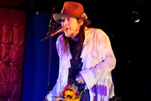 SION（撮影：麻生徹）