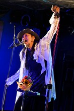 SION（撮影：麻生徹）