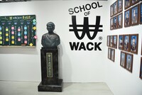 「SCHOOL OF WACK」会場の様子。