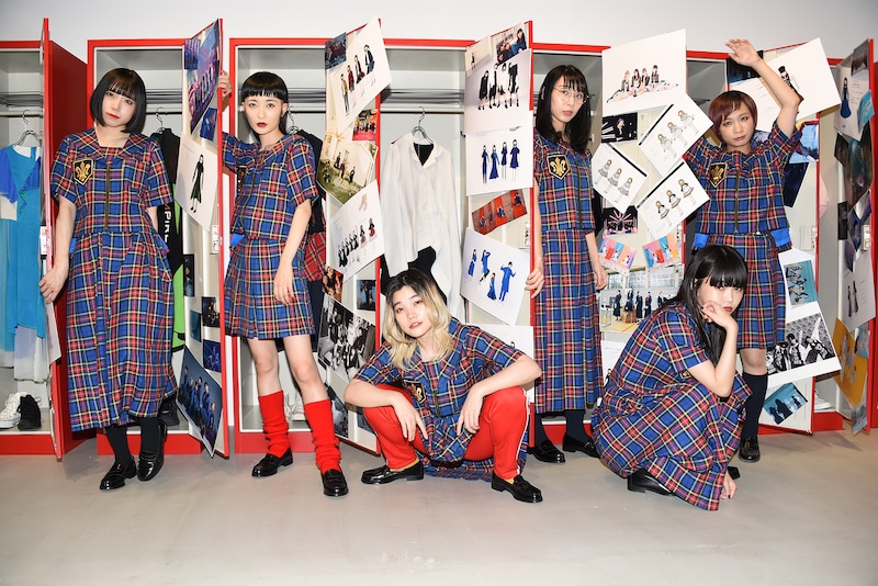 人気画像1位は「BiSH『SCHOOL OF WACK』に登場、チッチの全裸が見どころ」より、BiSH。
