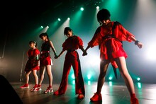 アメフラっシ「RUN! RUN! LIVE! 2020」の様子。（写真提供：スターダストプロモーション）