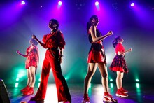 アメフラっシ「RUN! RUN! LIVE! 2020」の様子。（写真提供：スターダストプロモーション）