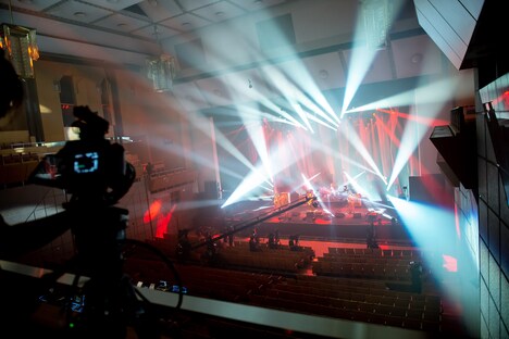 「SCANDAL WORLD TOUR 2020 "Kiss from the darkness" Livestream」の様子。（撮影：ヤオタケシ）