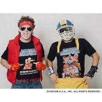 「ストリートファイターII」とのコラボTシャツを着用したザ・リーサルウェポンズ。