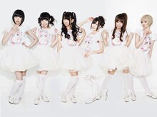 2012年1月当時のでんぱ組.incのアーティスト写真。