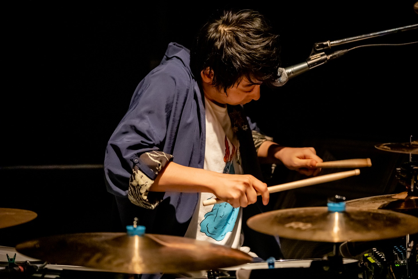 鈴木貴雄（Dr）（Photo by Viola Kam［V'z Twinkle］）