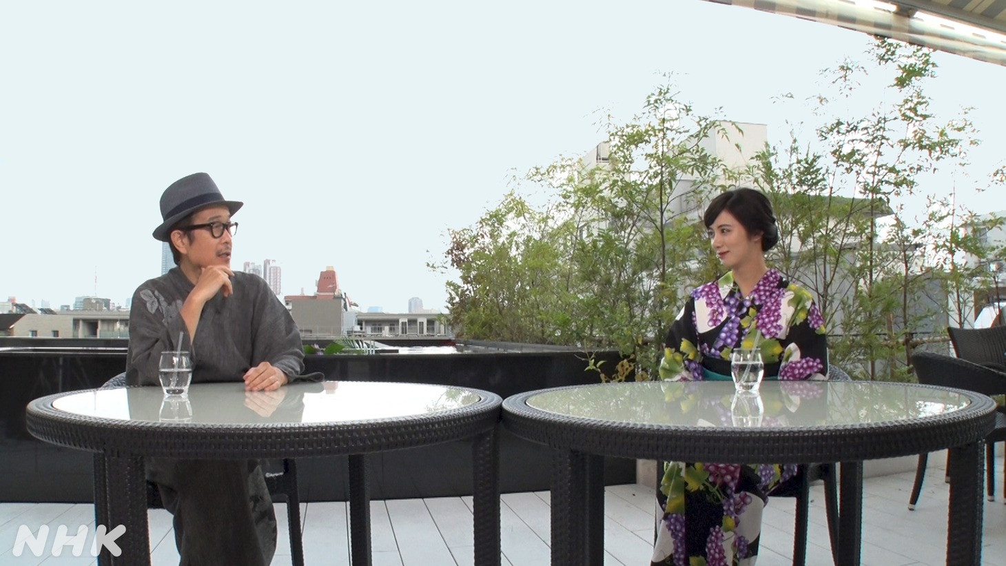 NHK BSプレミアム「The Covers」MCのリリー・フランキー、池田エライザ。（写真提供：NHK）