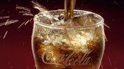 テレビCM「コカ・コーラ ゼロ 新しい時代」篇より。