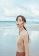 梅澤美波1st写真集「夢の近く」通常版表紙