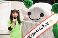 左から吉川ひより、たまーりん。