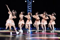 超ときめき▽宣伝部「よ～し！それなら！さいたまスーパーアリーナのセンターから、私たち超ときめき▽宣伝部です！」の様子。