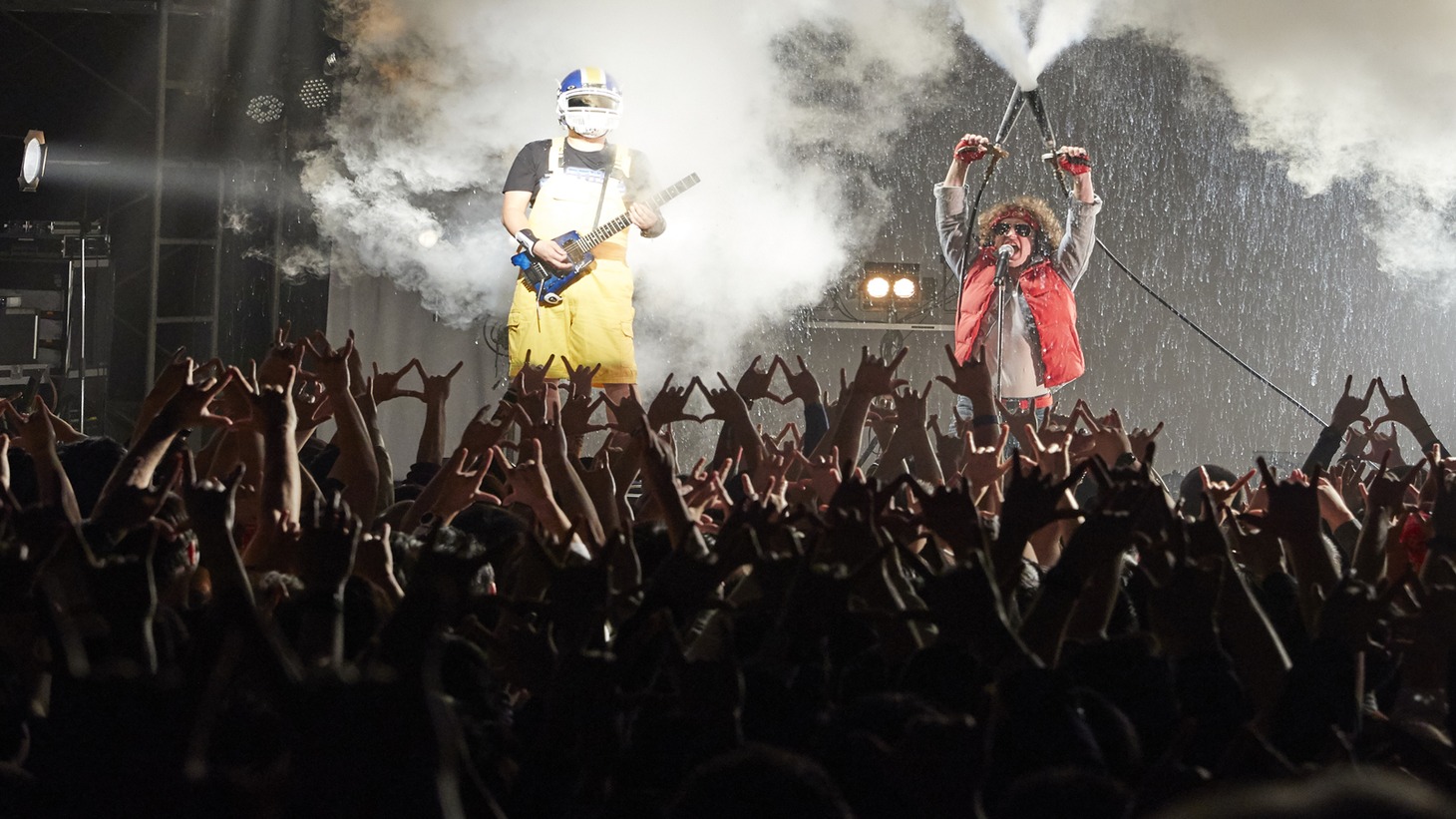 ザ・リーサルウェポンズのライブ写真。