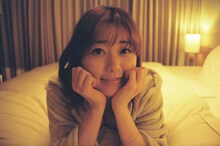 クリープハイプ「キケンナアソビ」MVのワンシーン。