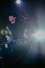 DJ 松永（Creepy Nuts）（Photo by umihayato / Retouched by HiroyaBrian）