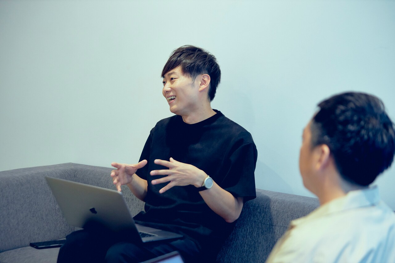 左から松島功、宮本浩志。