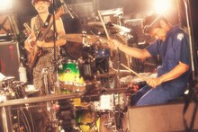 「フラカンの横浜アリーナ -リモートライヴ編- ～生き続けてる事は最大のメッセージ！～」の様子。（撮影：新保勇樹）