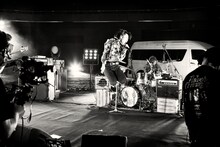 「フラカンの横浜アリーナ -リモートライヴ編- ～生き続けてる事は最大のメッセージ！～」の様子。（撮影：新保勇樹）