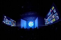 MAN WITH A MISSION「MAN WITH A "REBOOT LIVE & STREAMING" MISSION」より。（撮影：酒井ダイスケ）