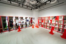 「SCHOOL OF WACK」の様子。