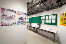 「SCHOOL OF WACK」の様子。