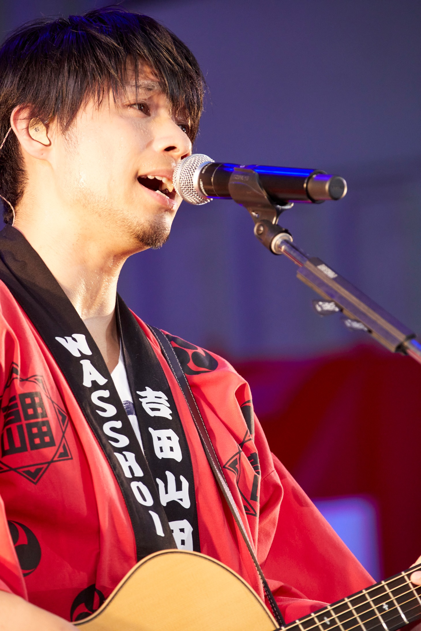 吉田結威（G, Vo）