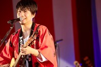 吉田結威（G, Vo）