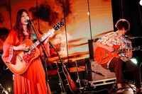 GLIM SPANKY（撮影：関口佳代）