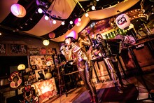 チャラン・ポ・ランタン「8週連続配信リリース完走記念生配信！『その8曲歌いますライブ！』」の様子。（Photo by Masayo）