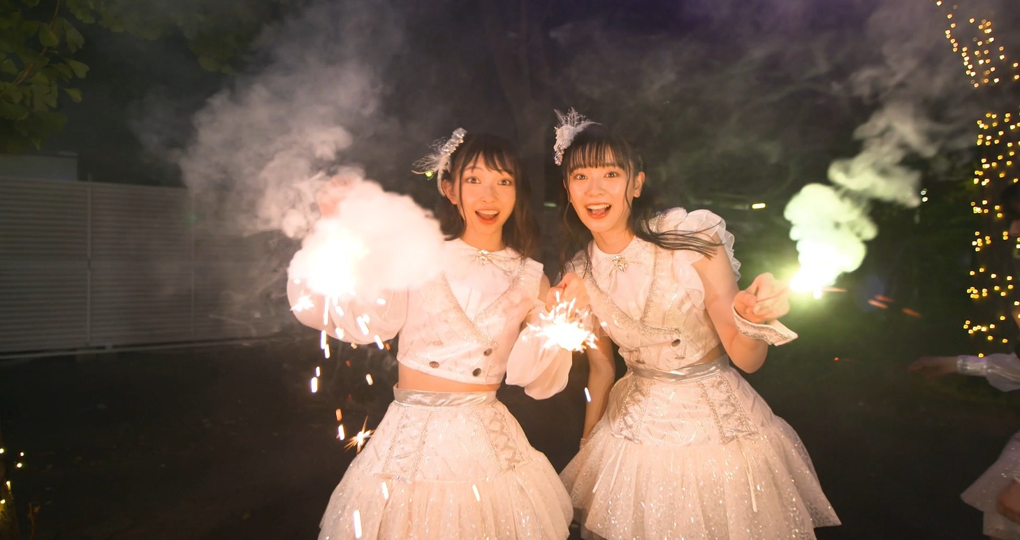 東京・としまえんでパフォーマンスする超ときめき▽宣伝部。（写真提供：エイベックス）