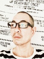 ジャケットを手がけたアートディレクターの河原光。