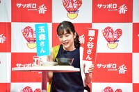 勝敗を決められない竹内結子。