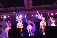 超ときめき▽宣伝部による東京・としまえんファイナルライブの様子。