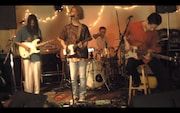 DYGL「DYGL Streaming Live」の様子。(写真提供:HardEnough)