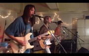 DYGL「DYGL Streaming Live」の様子。(写真提供:HardEnough)