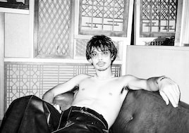 オカモトショウ、AAAMYYYとのコラボ曲配信